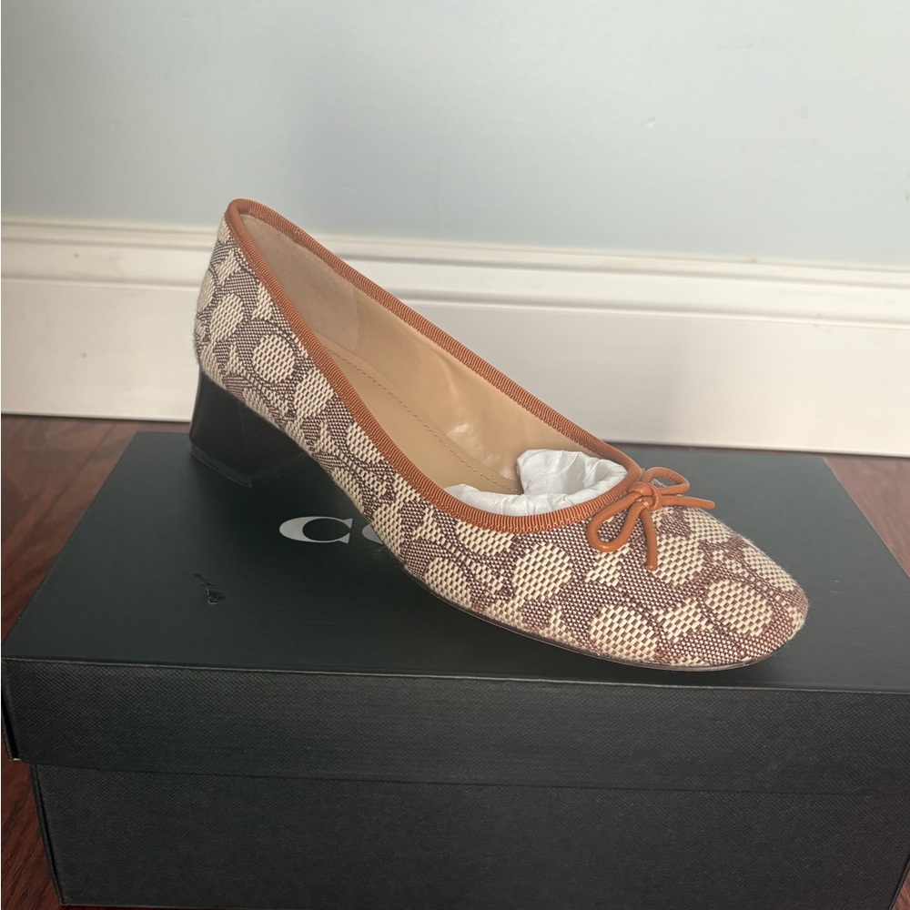 Coach Women's Ava Mini Signature Jacquard Ballet Pump- Size 7.5